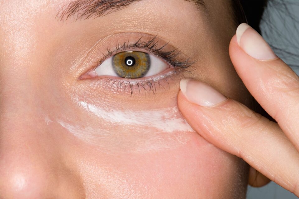 contours des yeux